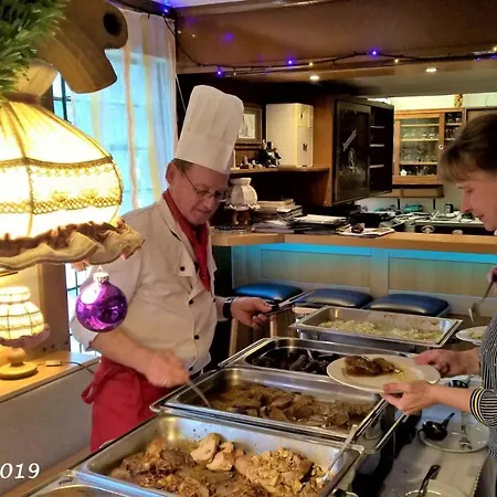 Hotel Hotel-restaurant Zum Goldenen Stern 3*