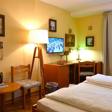 Otel Hotel-restaurant Zum Goldenen Stern