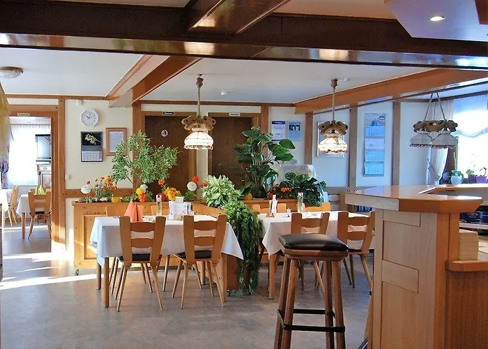 호텔 Hotel-restaurant Zum Goldenen Stern 3*